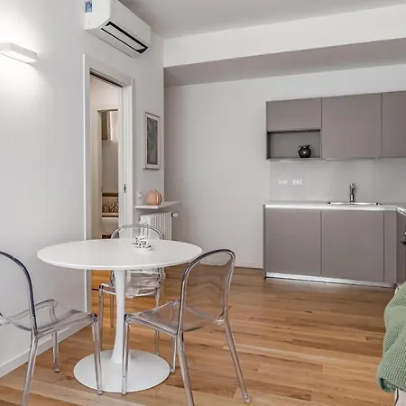 Apartment S Agostino - Porta Genova Milan