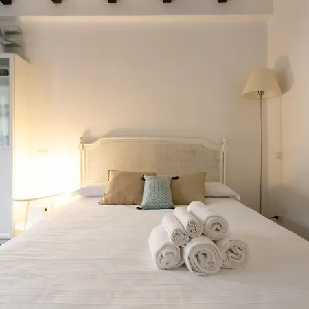 S Agostino - Porta Genova Apartment *