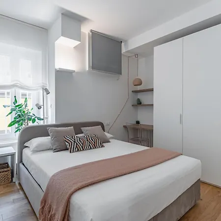 S Agostino - Porta Genova Apartment